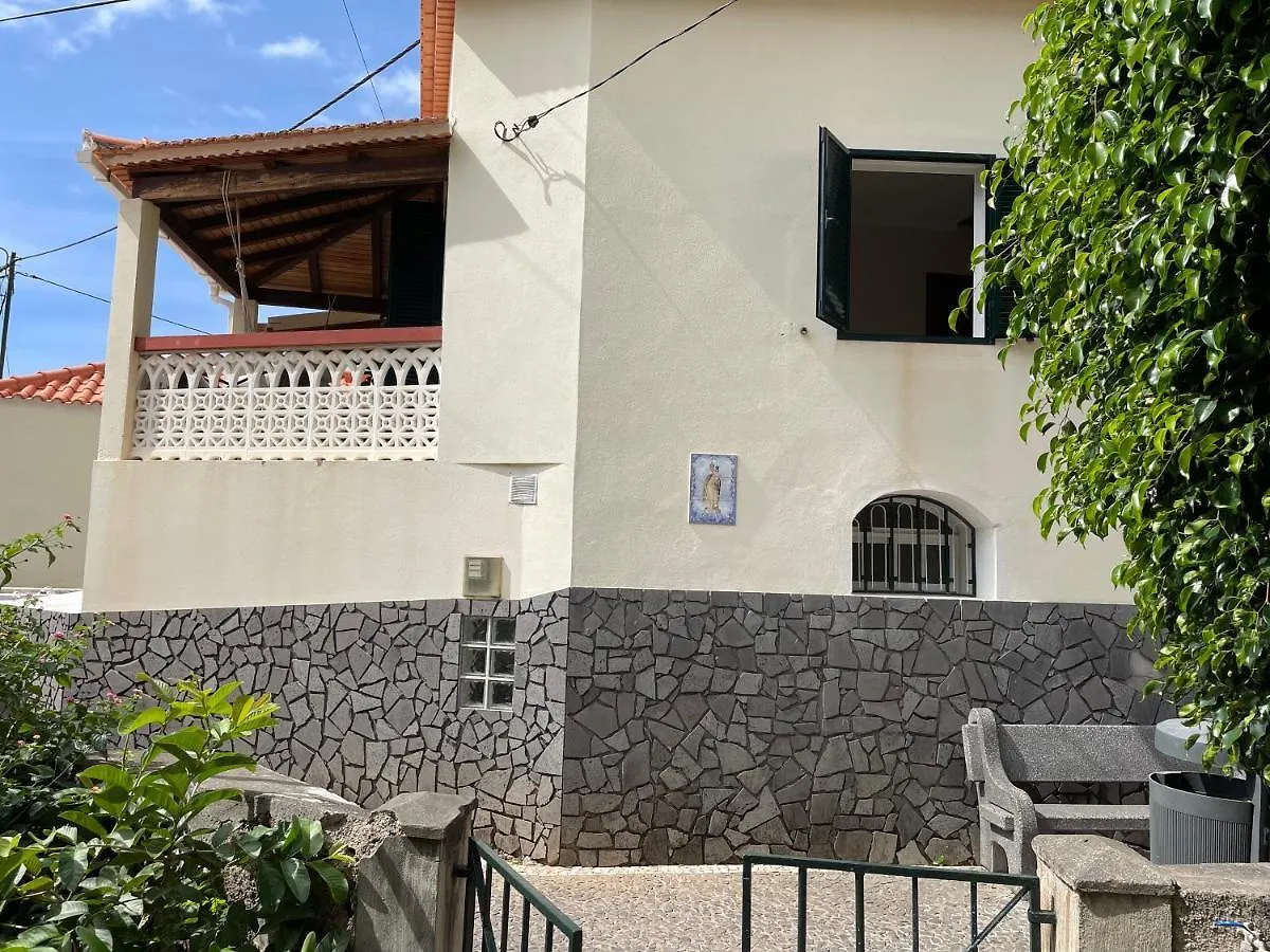 Cosy 2 Bedroom Home In The Heart Of Jardim Do Mar Portugal